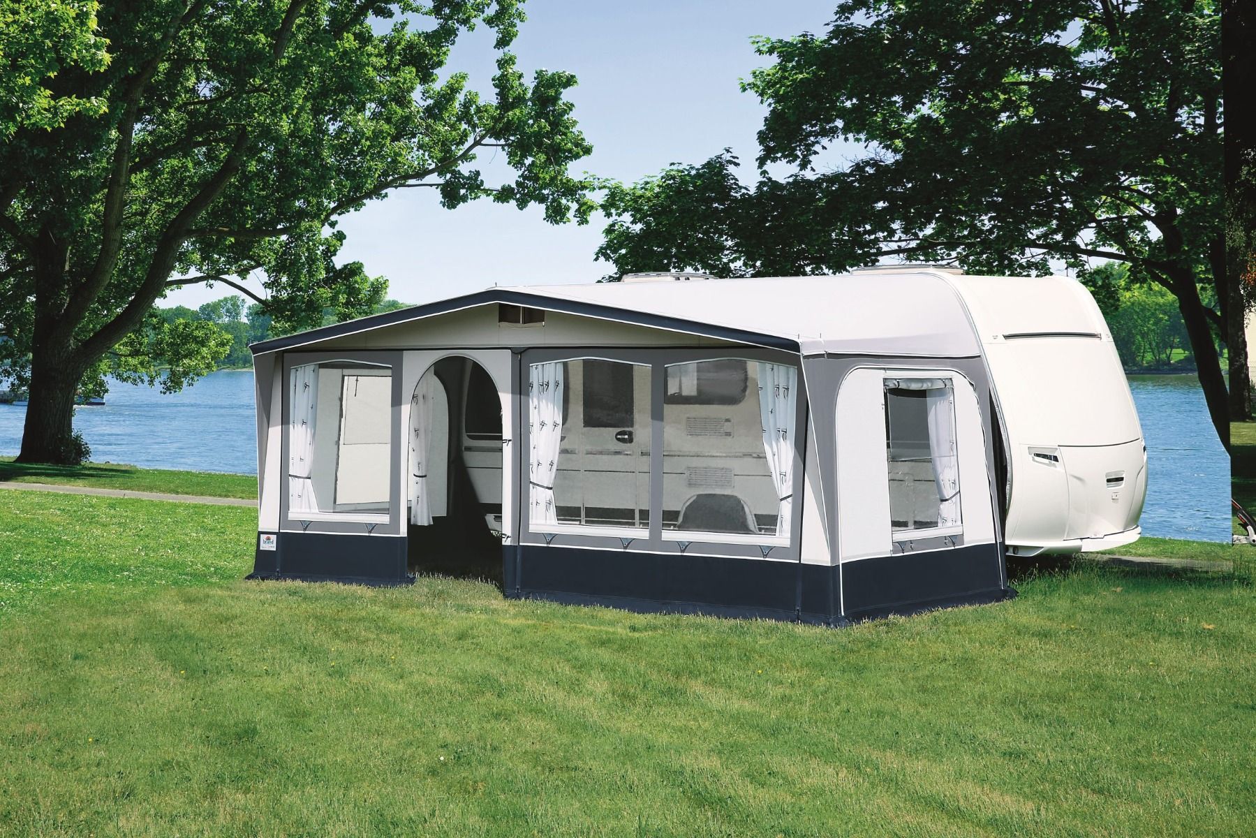 Brand Lago 280 Caravanvoortent