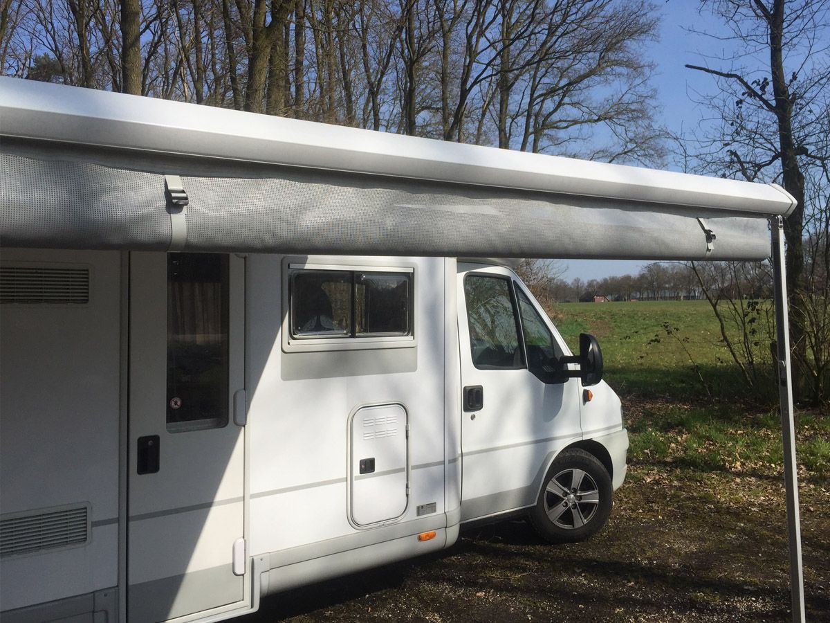 Marvella Sunbreaker 330 Schaduwwand Voorwand